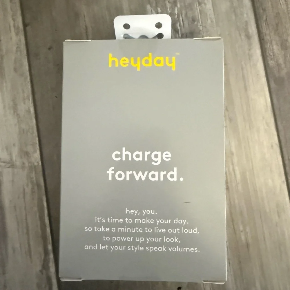 Heyday Coral and Red Charging Cable for iPhone and iPad